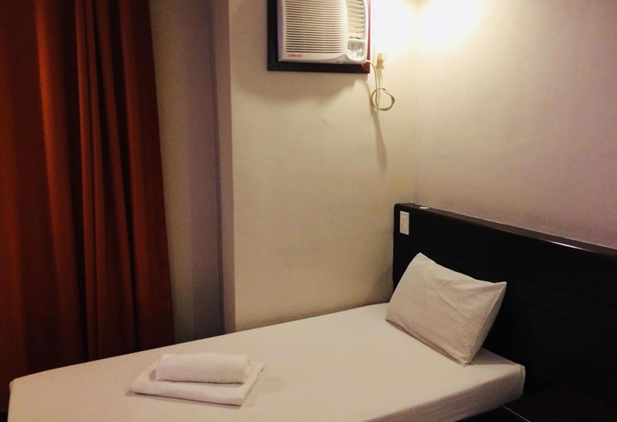 Reddoorz Near Victoria Mall Davao City Kültér fotó