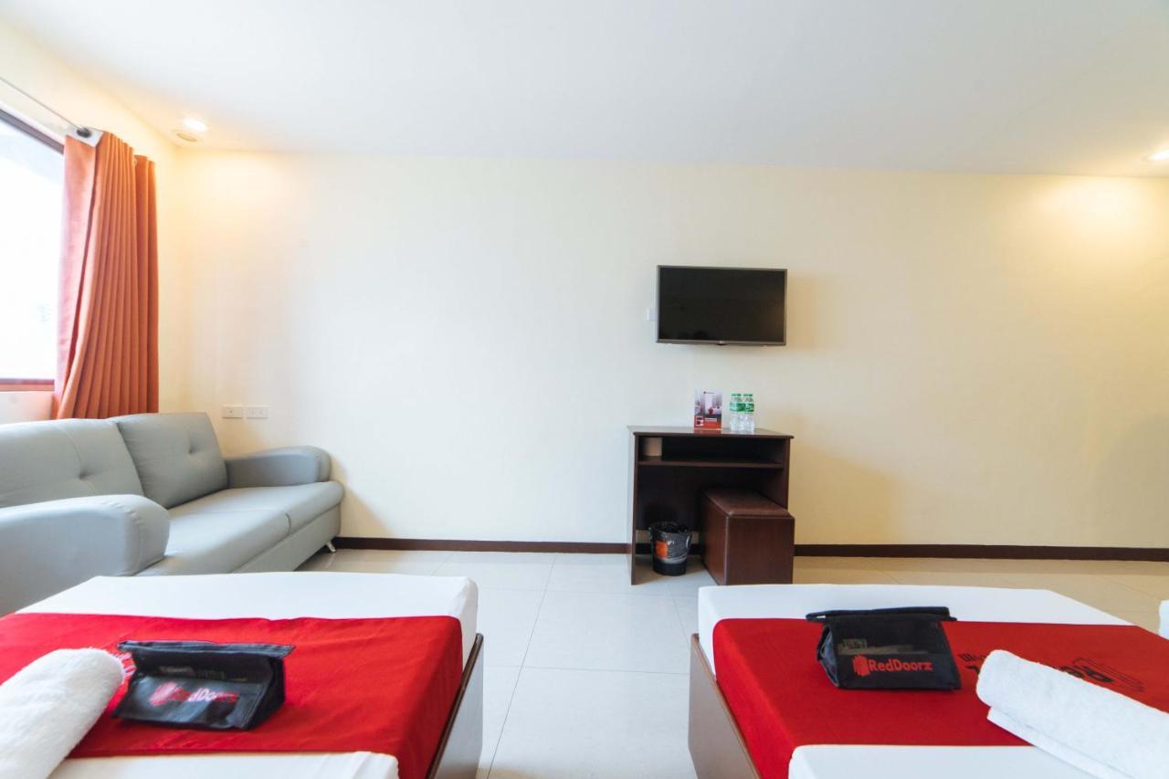 Reddoorz Near Victoria Mall Davao City Kültér fotó