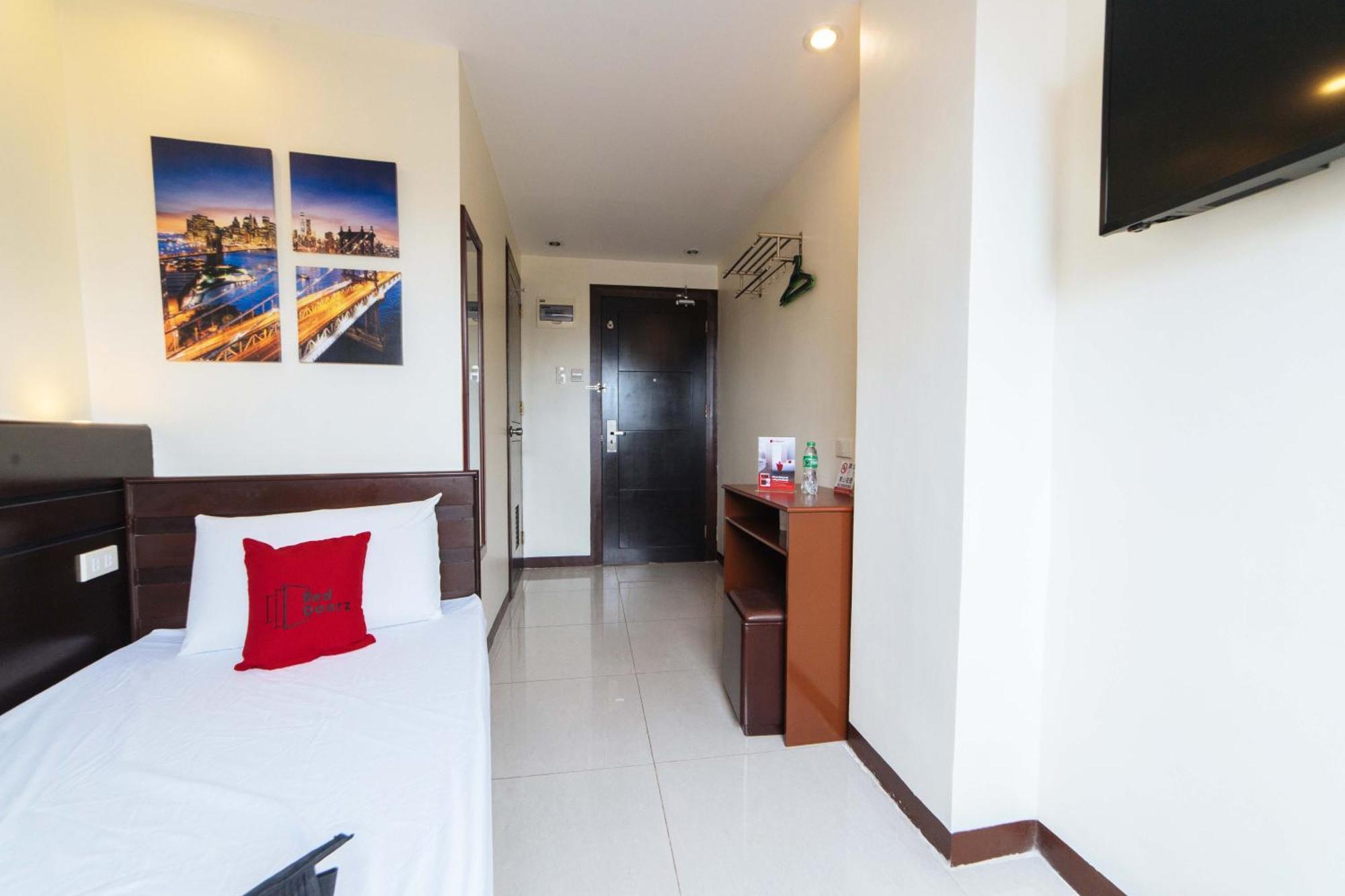 Reddoorz Near Victoria Mall Davao City Kültér fotó