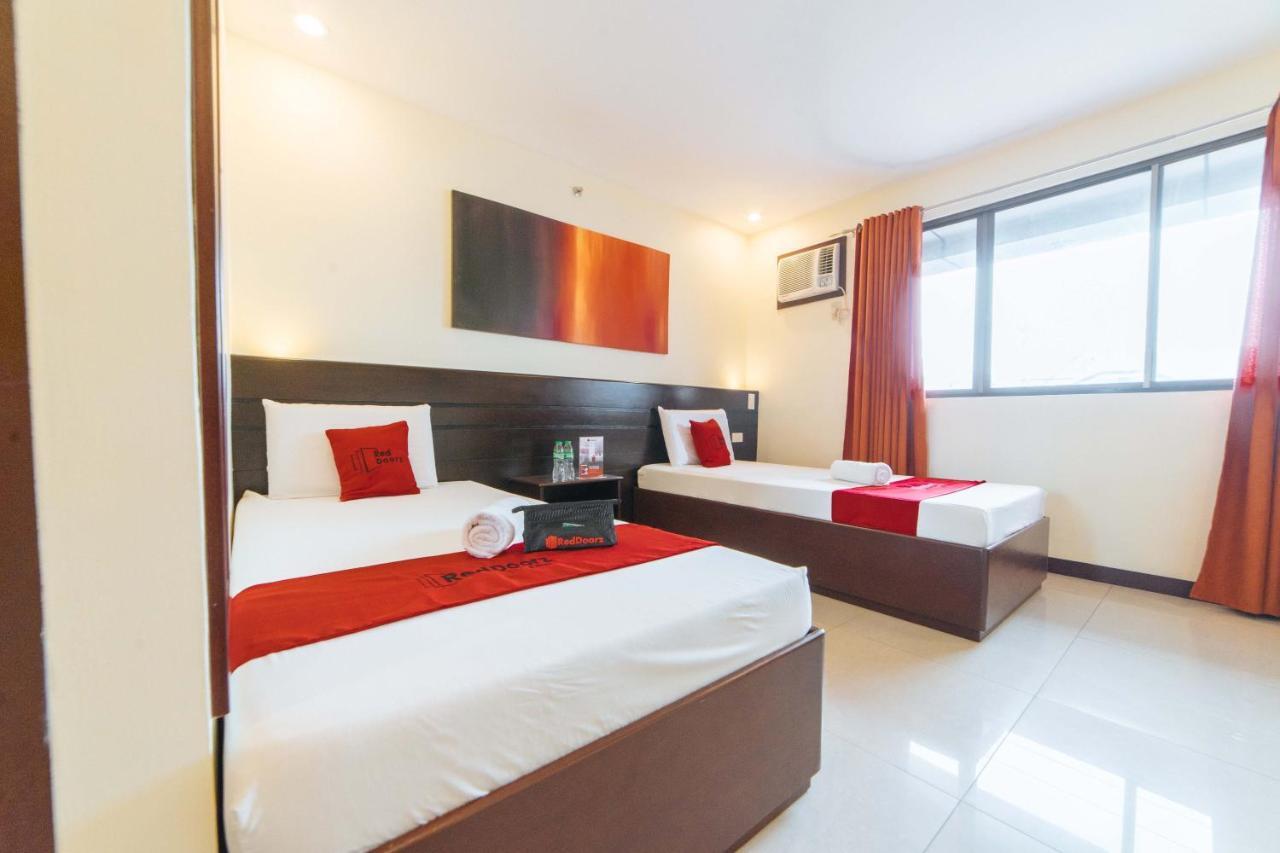 Reddoorz Near Victoria Mall Davao City Kültér fotó